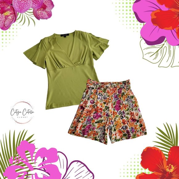 Karen Kane Slit Short Sleeve Ruched V-neck Top | Like New | XSP | Chartreuse - Picture 7 of 10